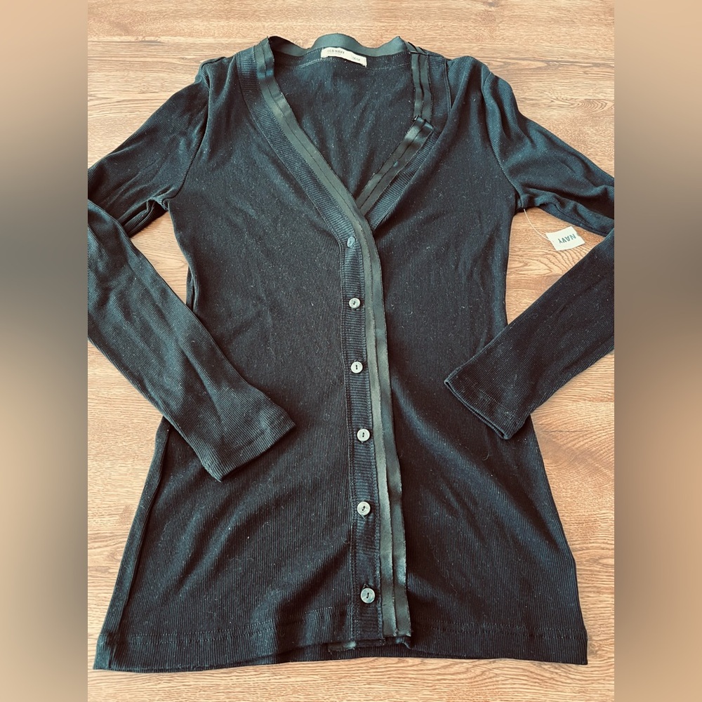 Womens Old Navy black long sleeve cardigan Size Medium NWT